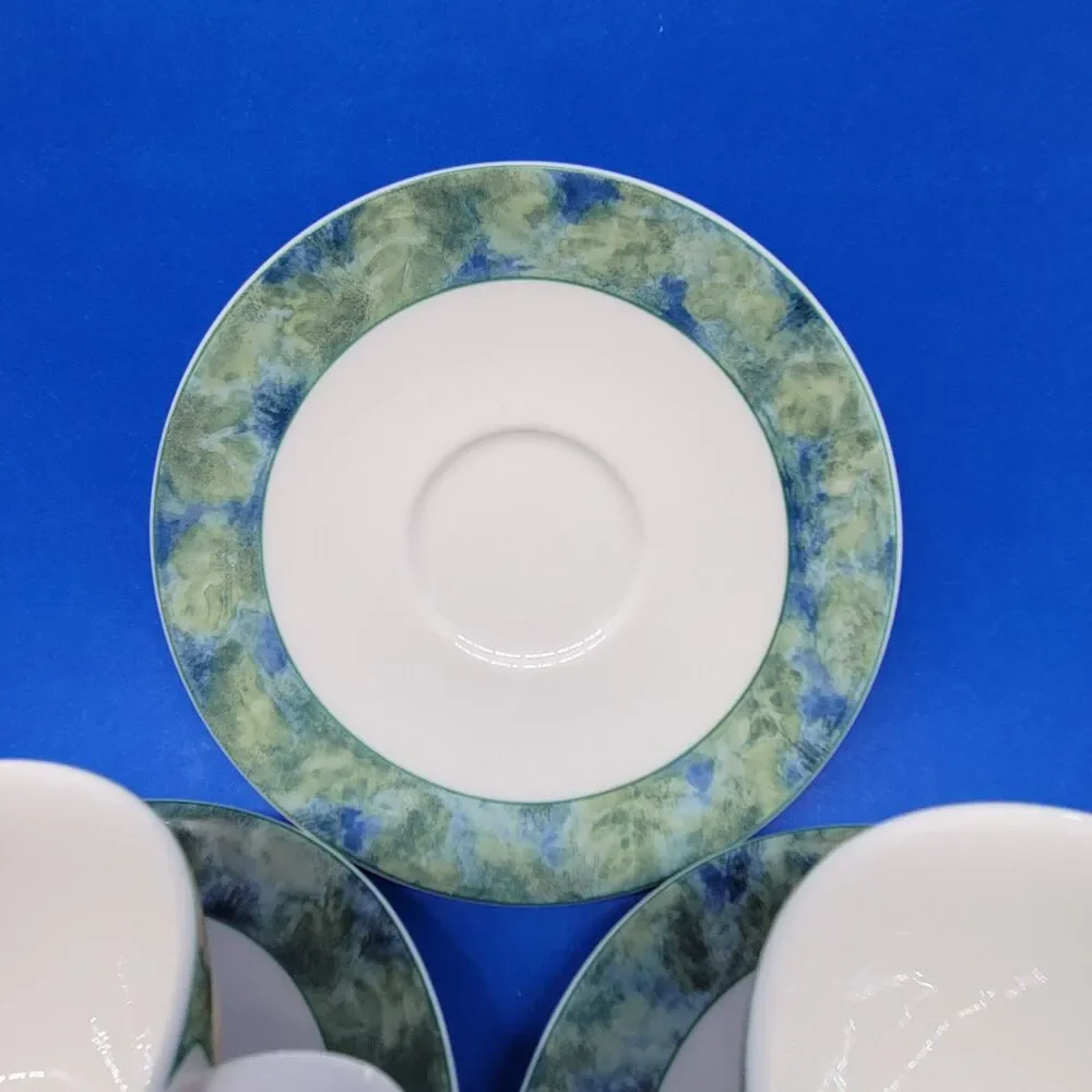 Royal Doulton Georgia Cups And Saucers 3 Sets discontinued excellent